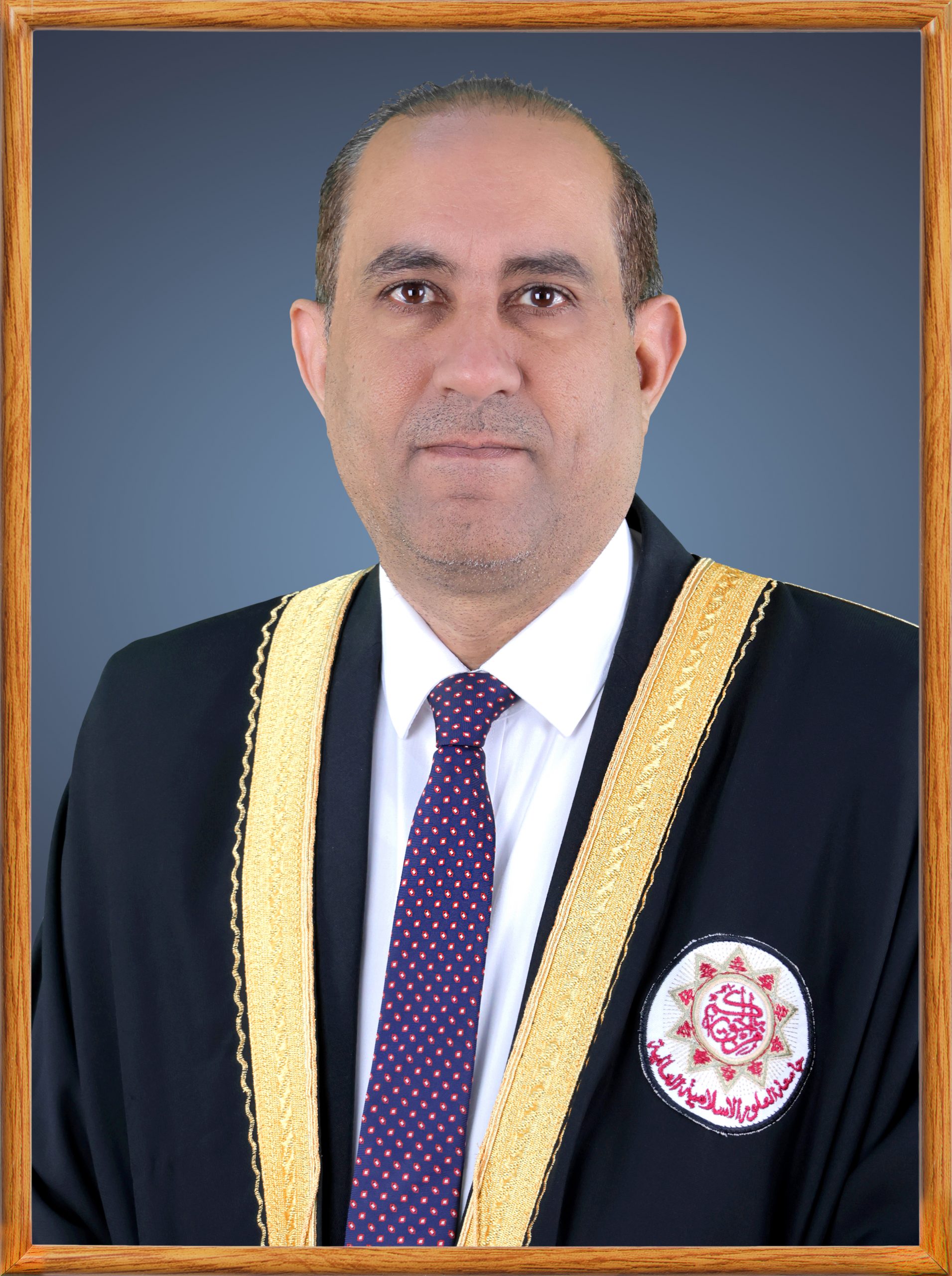 عادل حمدان